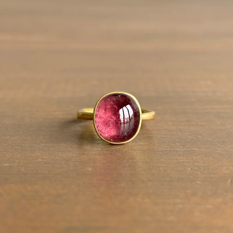 Mauve Tourmaline Oval Ring