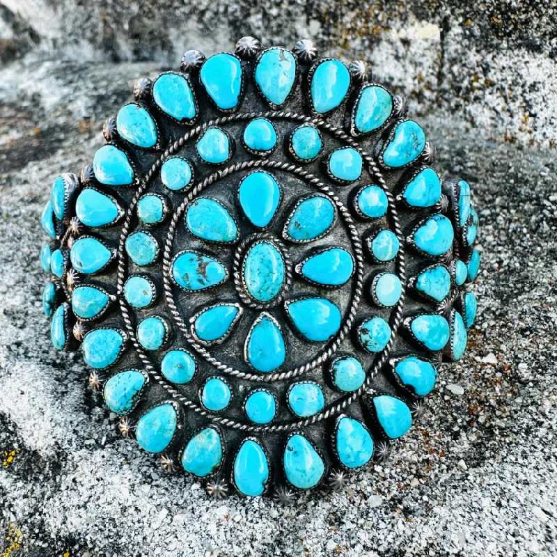 Agate bead bangles-Vintage Zuni Sterling Silver Petit Point Turquoise Rosette Bracelet