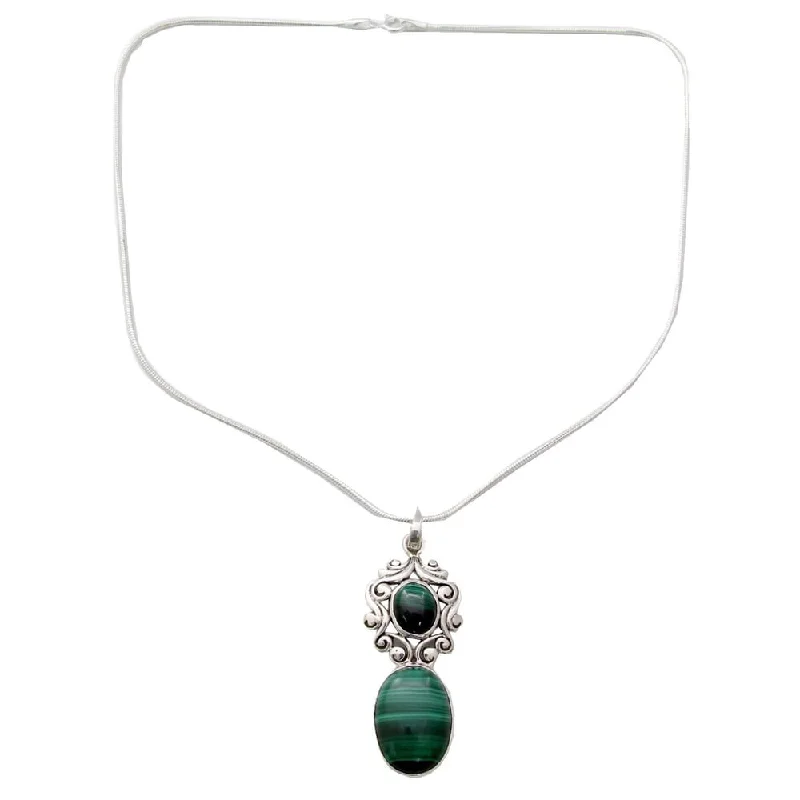 Tarnished silver necklaces-Handmade Queen of the Forest Antique Green Malachite 925 Pendant Necklace (India)