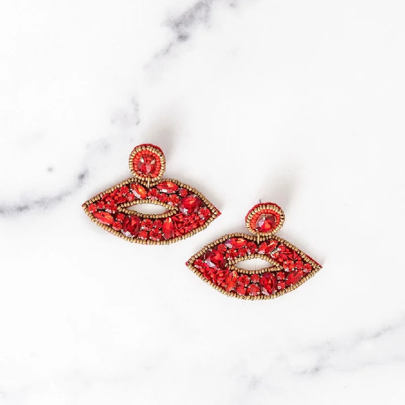 Surf motif earrings-Jeweled Lip Earrings