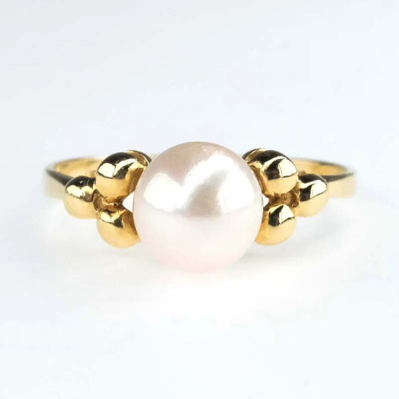 Luxe gold engagement rings-14K Yellow Gold 6.5mm Pearl Solitaire Ring Size 6