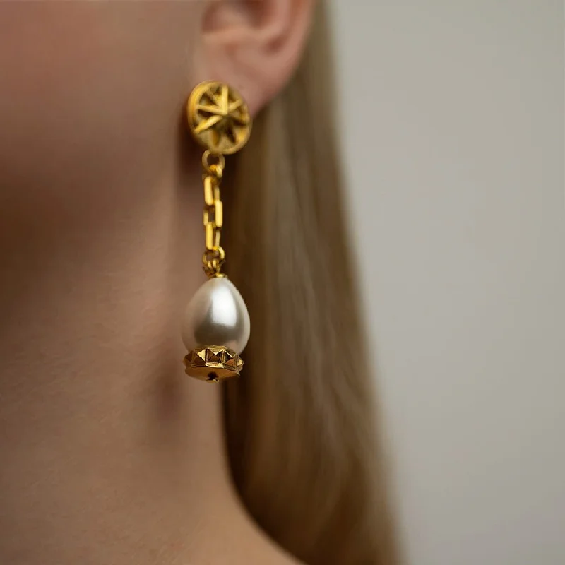 Bead weave earrings-Aster Pearl earring