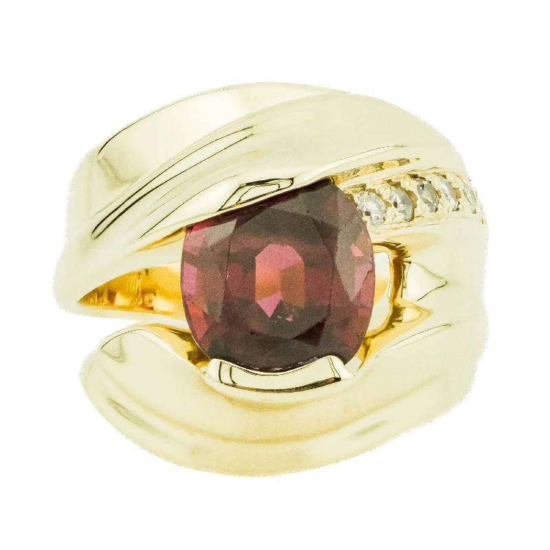 Baroque pearl engagement rings-4.00ctw Oval Garnet with Diamond Accents Gemstone Ring in 14K Yellow Gold